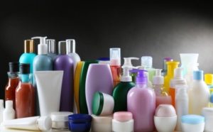 Grupo de compra de perfumes, maquiagem e cremes.