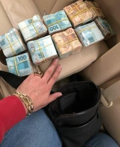 FUTUROS MILIONÁRIOS ?????