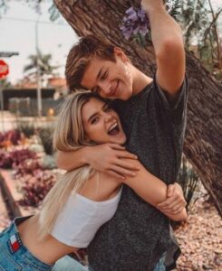 💞F-R-i-E-N-D-S💞