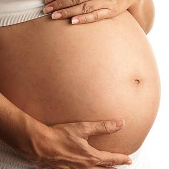 Ajuda mulheres (bebê feliz) inseminação