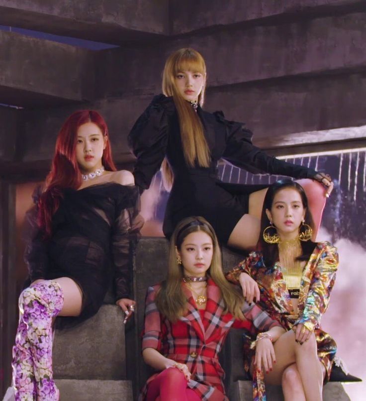 𝕭𝖑𝖆𝖈𝖐𝖕𝖎𝖓𝖐 🖤💗