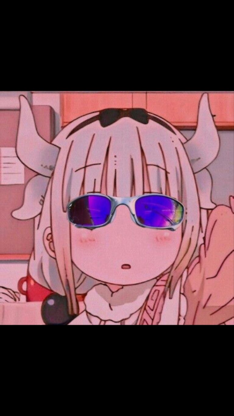 Zυєirα iท tнє Hσυsє