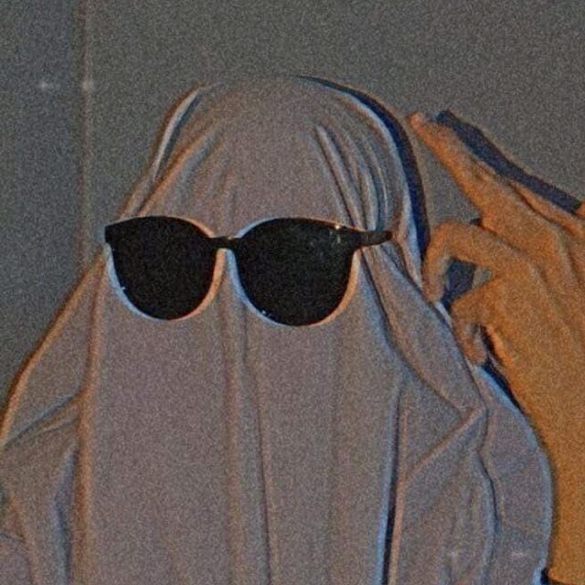 ƒลи†ลรмเиђล ッ