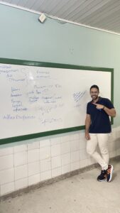 Faço suas atividades escolares